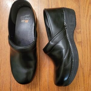 Dansko XP 2.0 Black Leather 42 Comfort Clogs Nursing‎ Shoes Professional 12 Goth